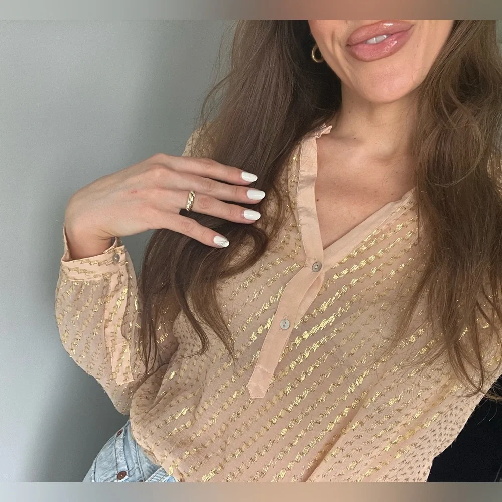Nude & gold blouse - Picture 3 of 10